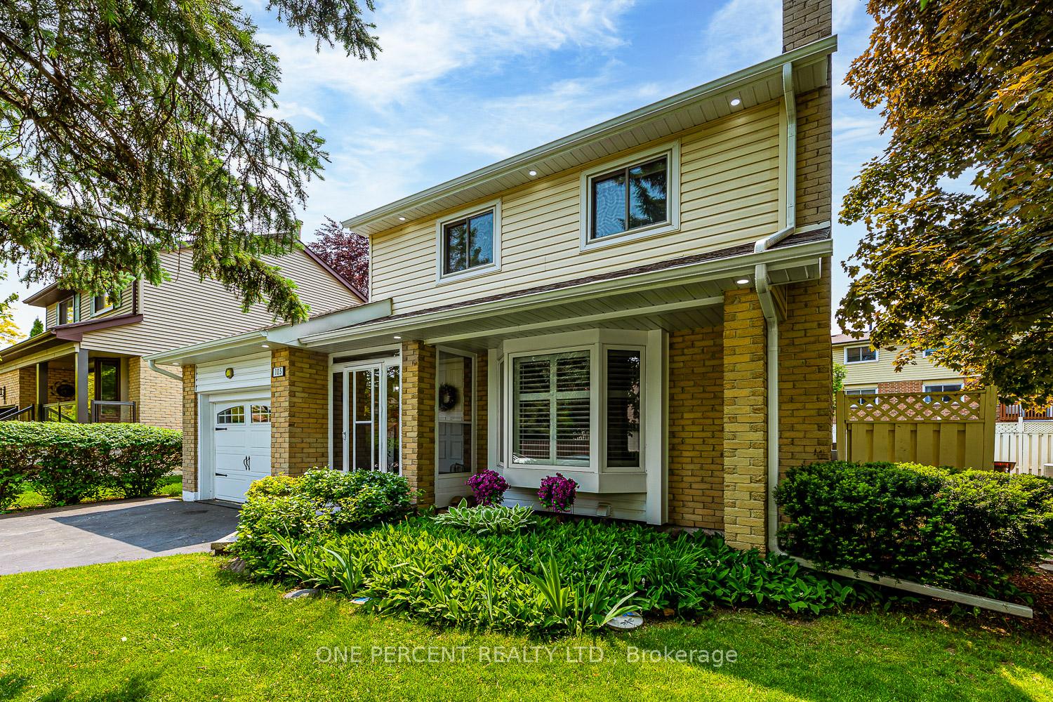 Photo 2 of 103 Royal Palm Drive, Brampton, Heart Lake East — HOMEH