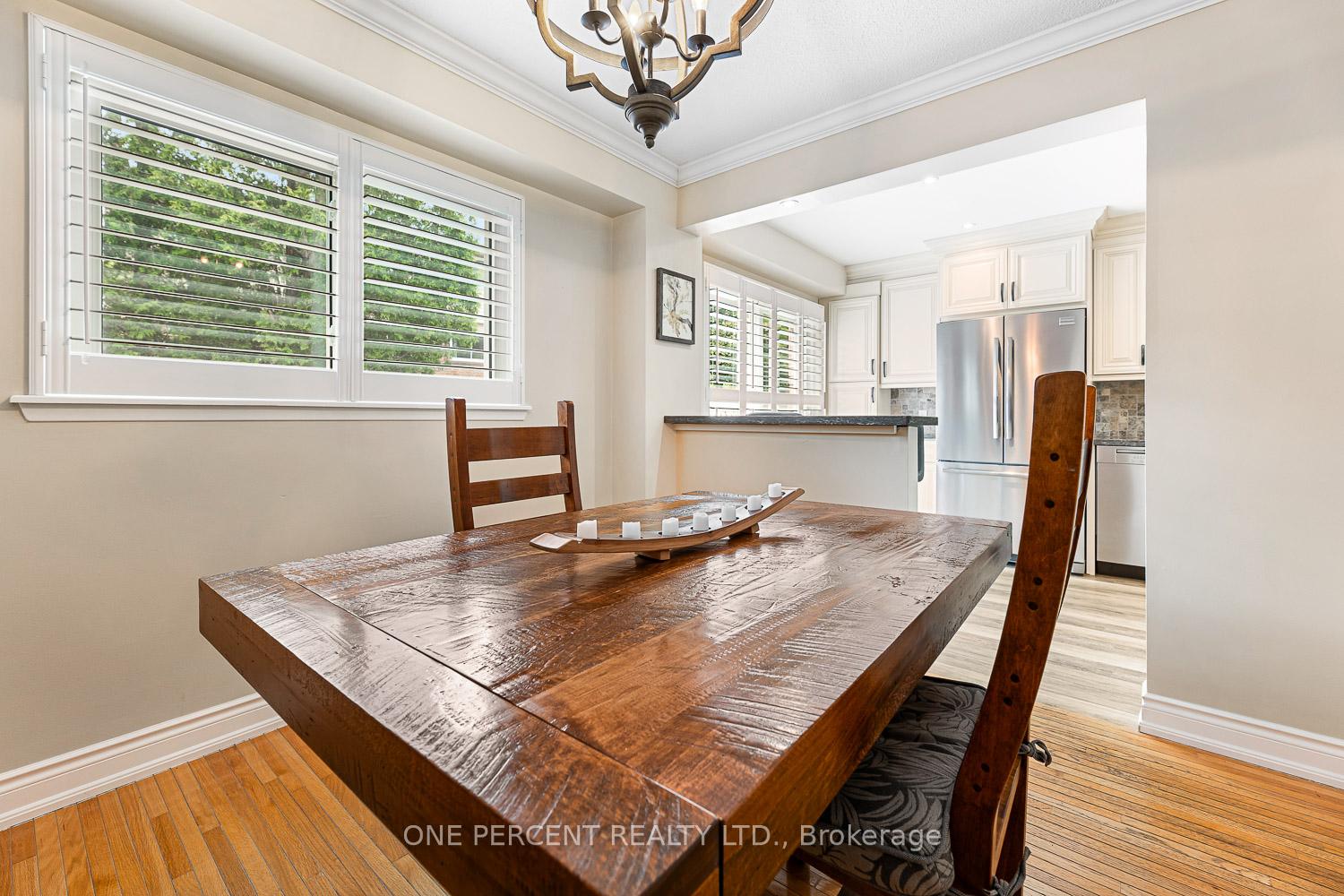 Photo 11 of 103 Royal Palm Drive, Brampton, Heart Lake East — HOMEH