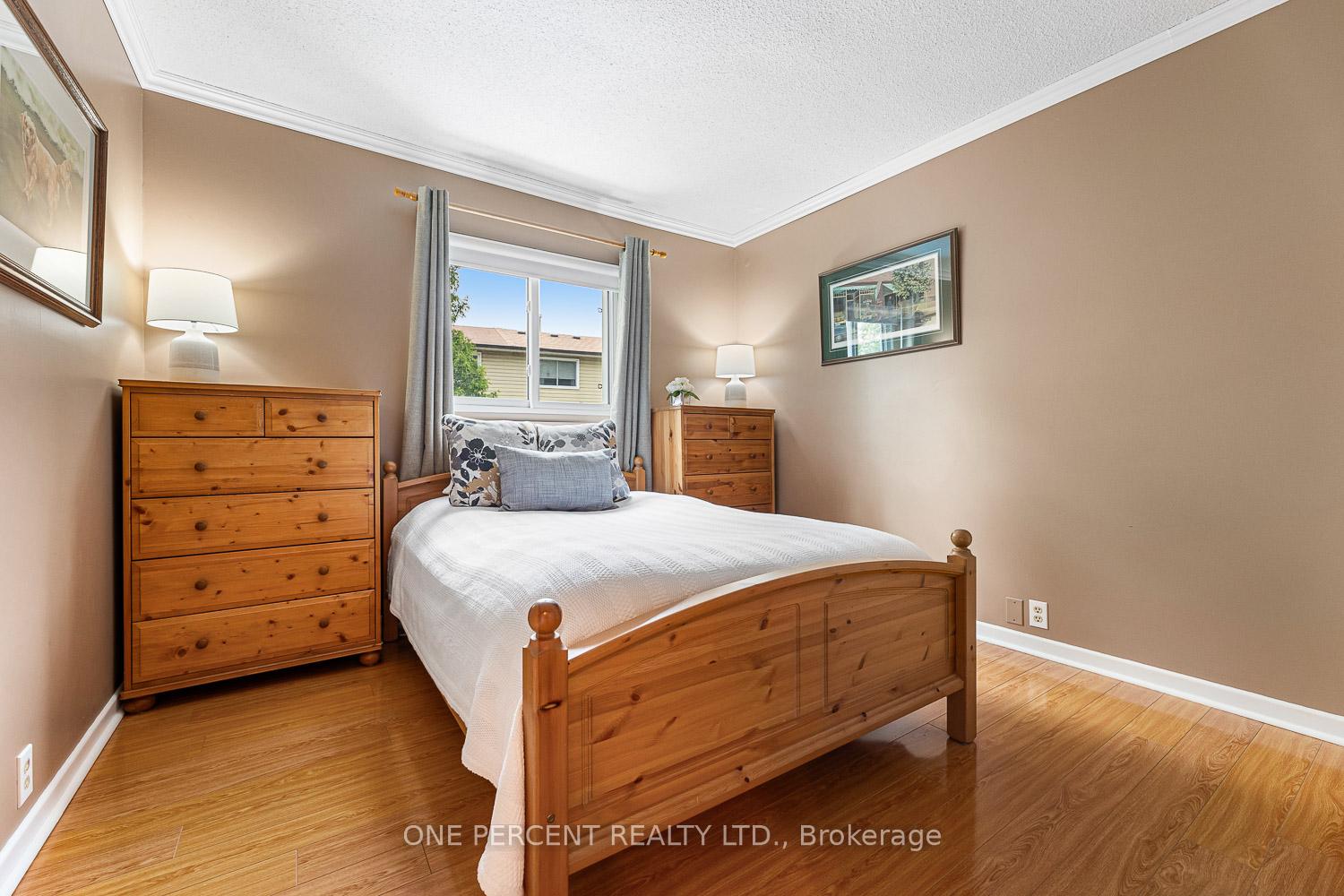 Photo 21 of 103 Royal Palm Drive, Brampton, Heart Lake East — HOMEH