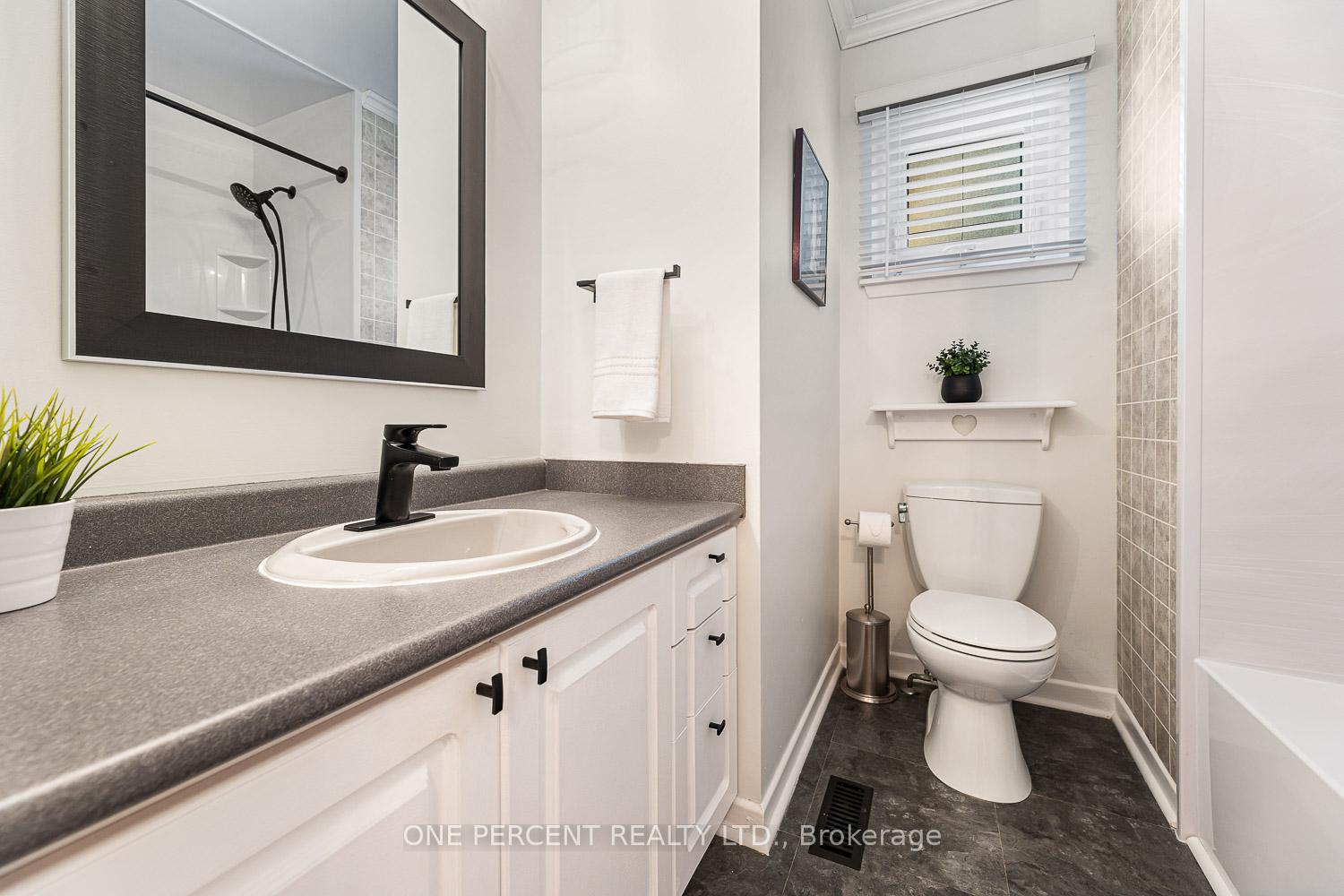 Photo 22 of 103 Royal Palm Drive, Brampton, Heart Lake East — HOMEH