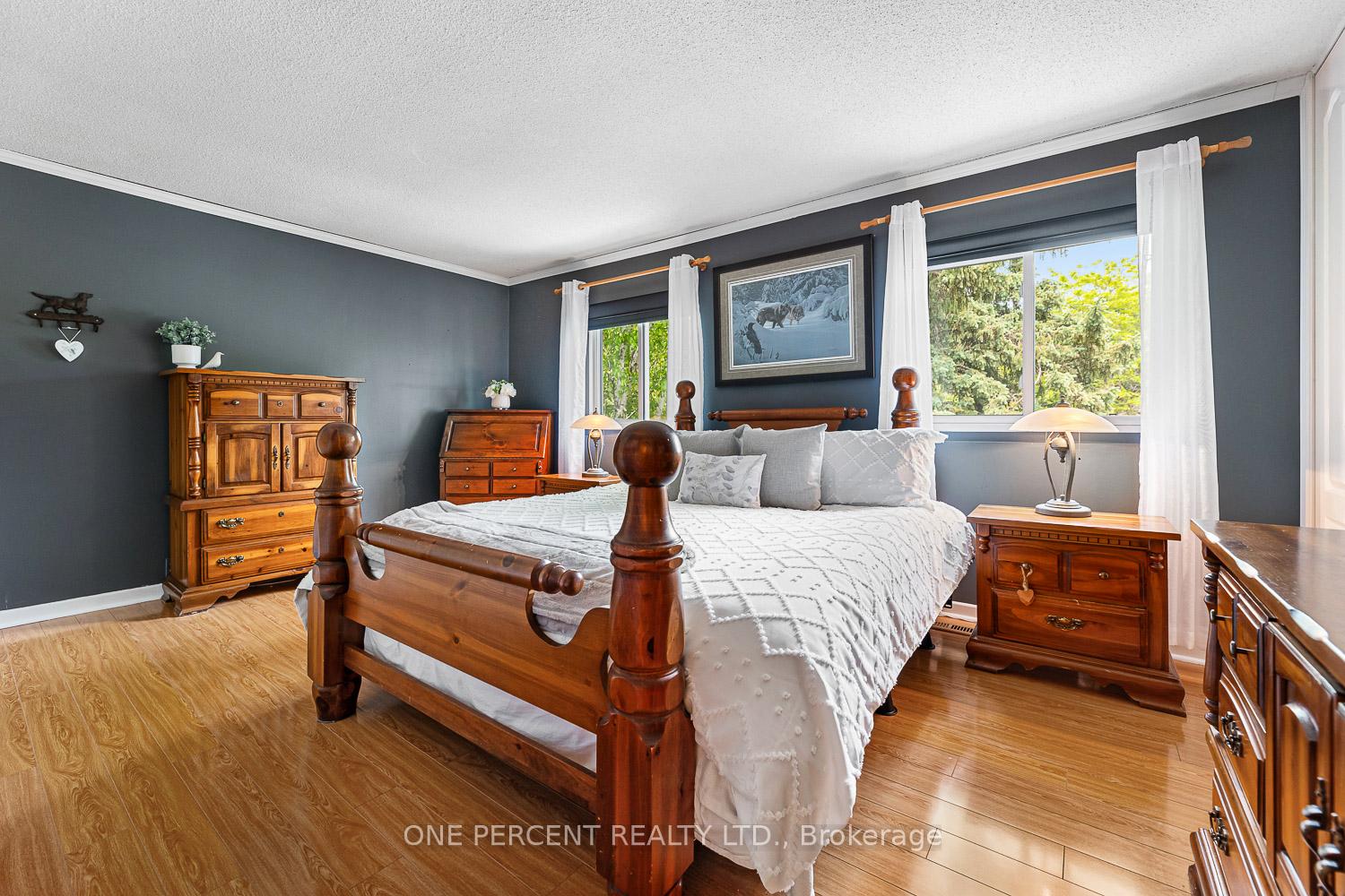 Photo 23 of 103 Royal Palm Drive, Brampton, Heart Lake East — HOMEH