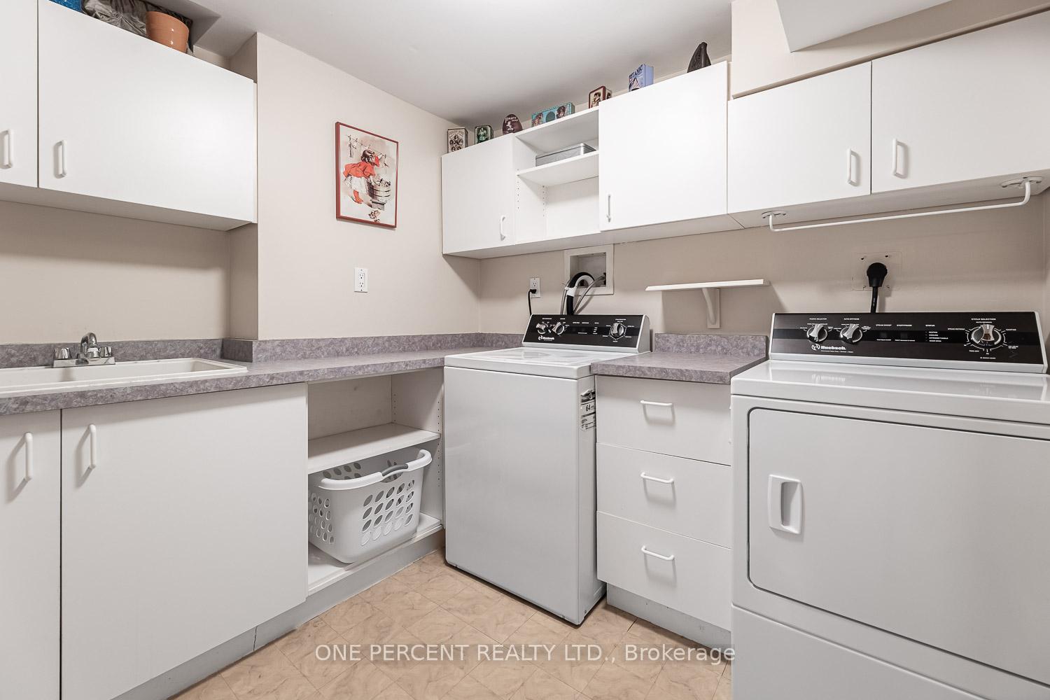 Photo 31 of 103 Royal Palm Drive, Brampton, Heart Lake East — HOMEH