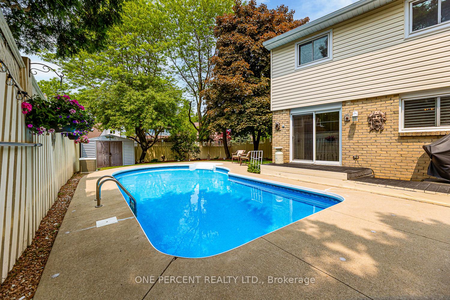 Photo 36 of 103 Royal Palm Drive, Brampton, Heart Lake East — HOMEH
