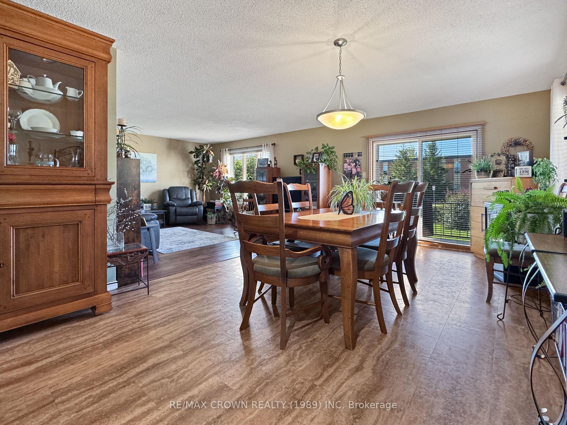 Photo 6 of 1012 Prince Street, Hearst — HOMEH