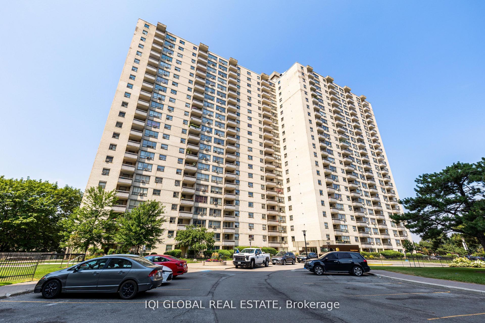 Front of Unit 1516, 390 Dixon Road