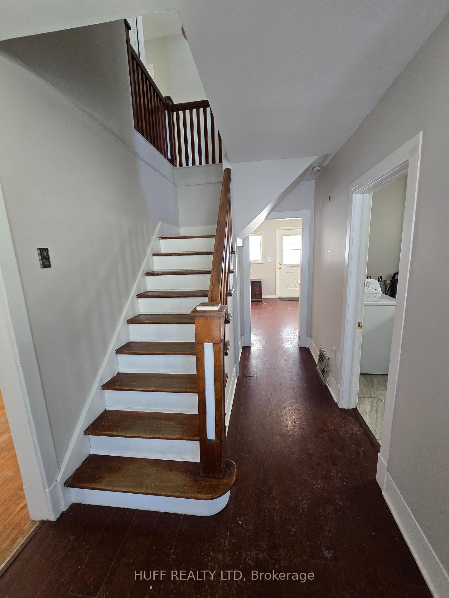 Photo 11 of 16 Seventh Avenue, Englehart — HOMEH
