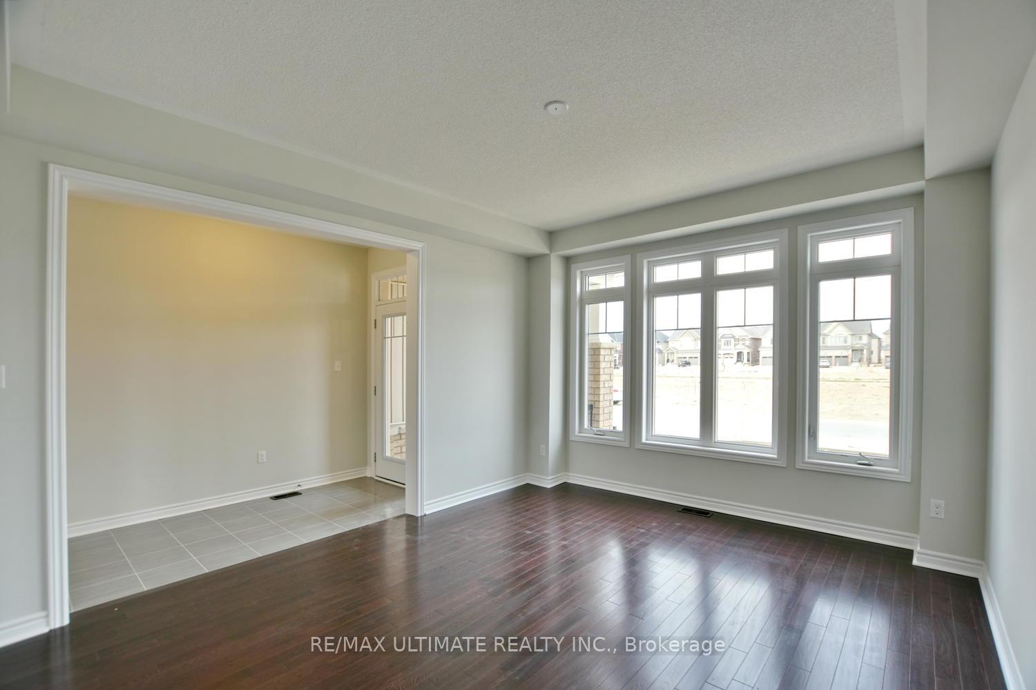 Photo 6 of 81 Mclean Avenue, Collingwood — HOMEH