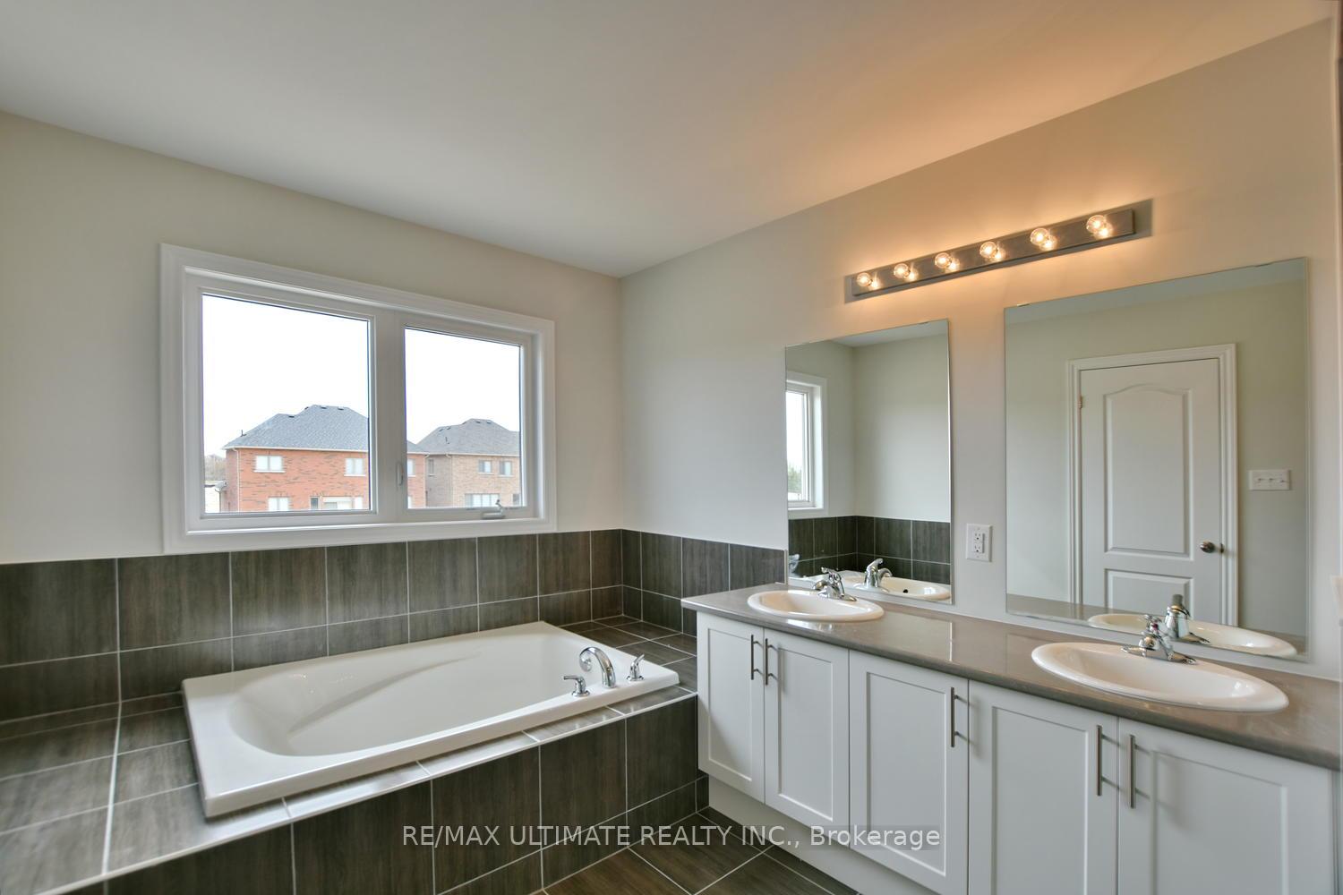 Photo 37 of 81 Mclean Avenue, Collingwood — HOMEH