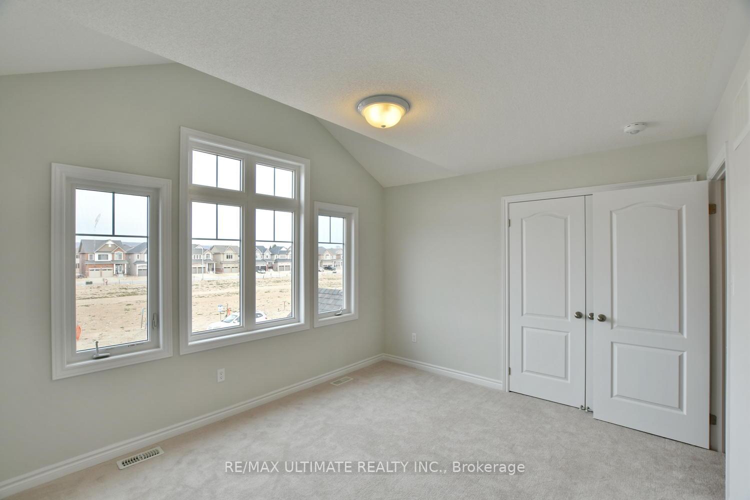 Photo 42 of 81 Mclean Avenue, Collingwood — HOMEH