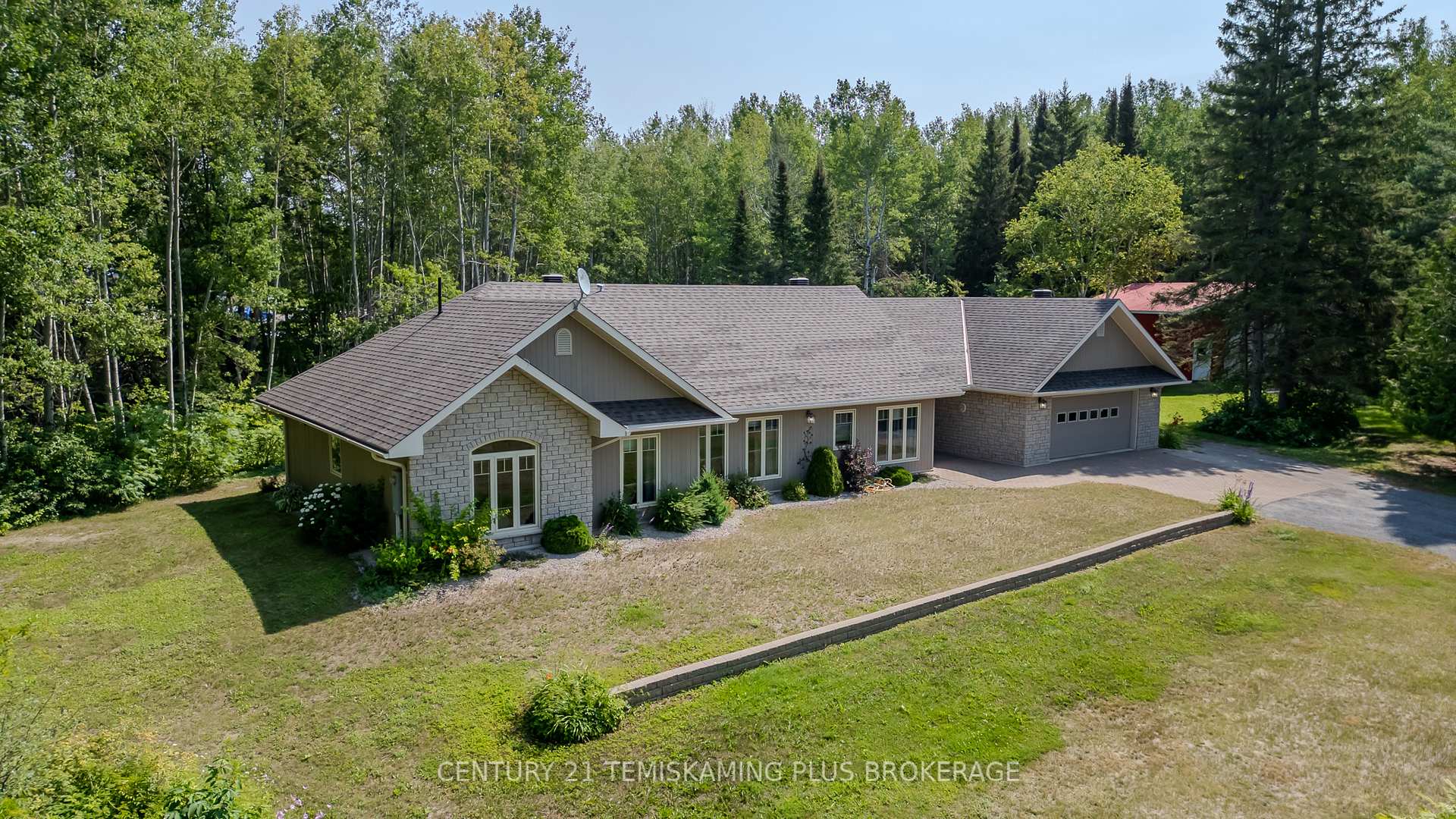 Photo 1 of 331475 Highway 11, Armstrong, Earlton — HOMEH
