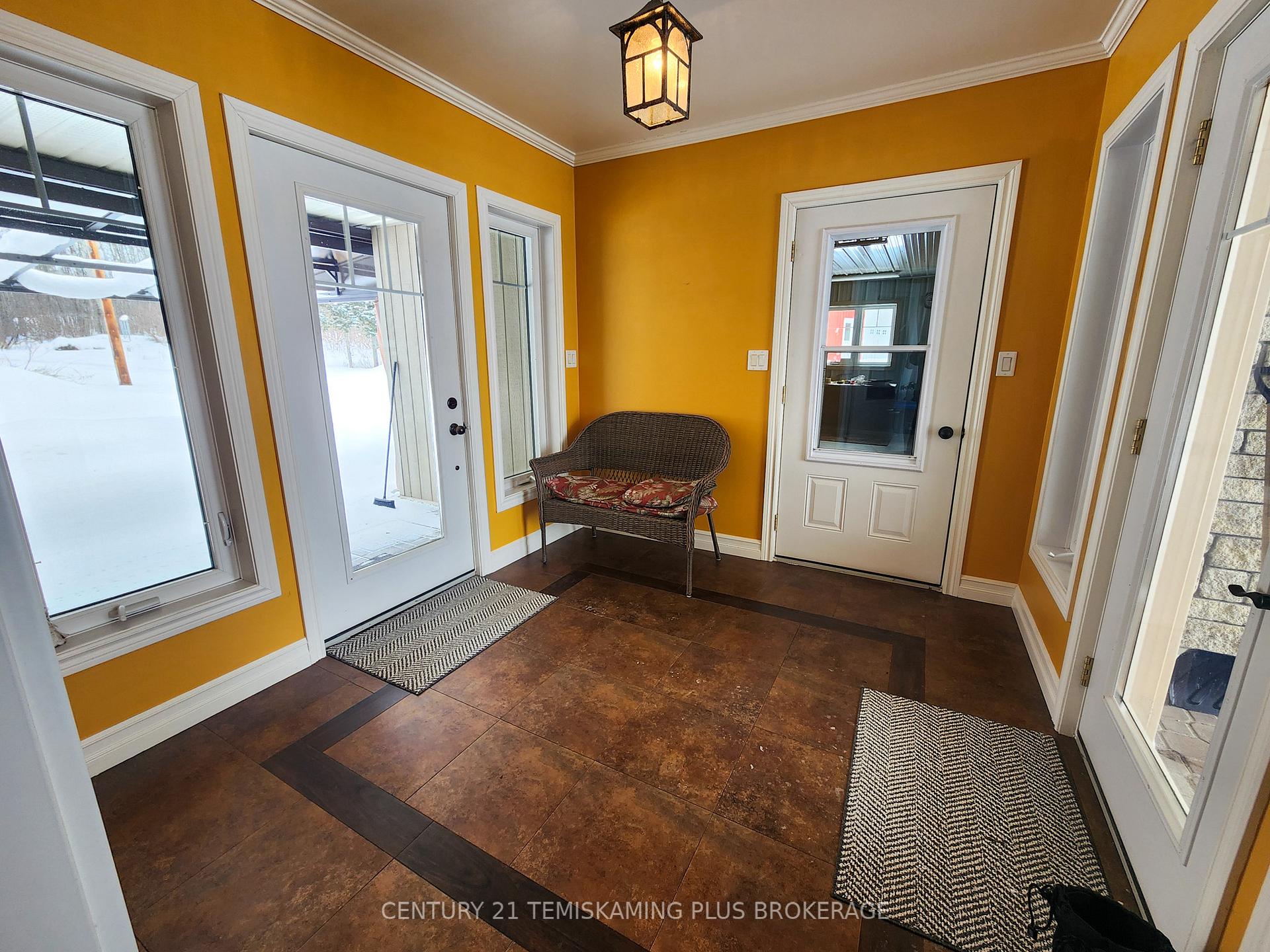 Photo 4 of 331475 Highway 11, Armstrong, Earlton — HOMEH