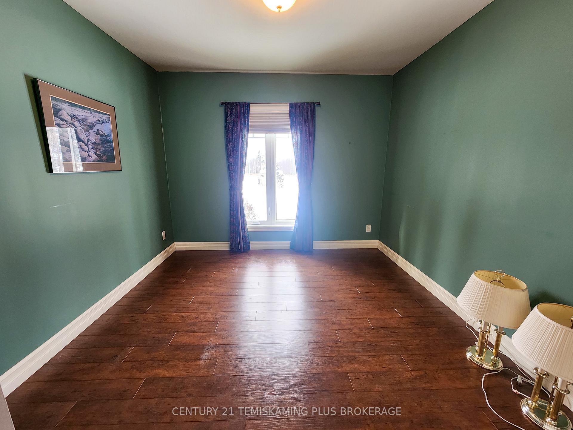 Photo 19 of 331475 Highway 11, Armstrong, Earlton — HOMEH