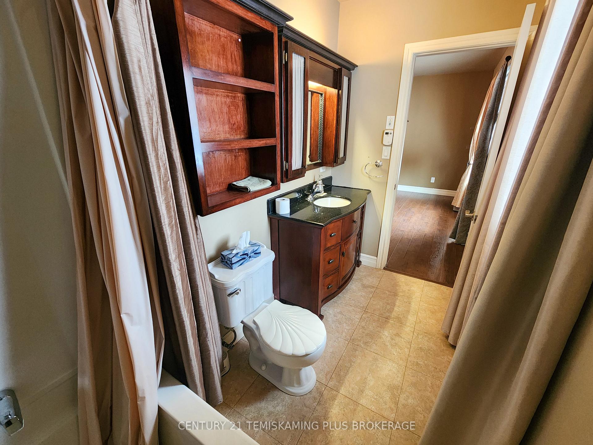Photo 32 of 331475 Highway 11, Armstrong, Earlton — HOMEH