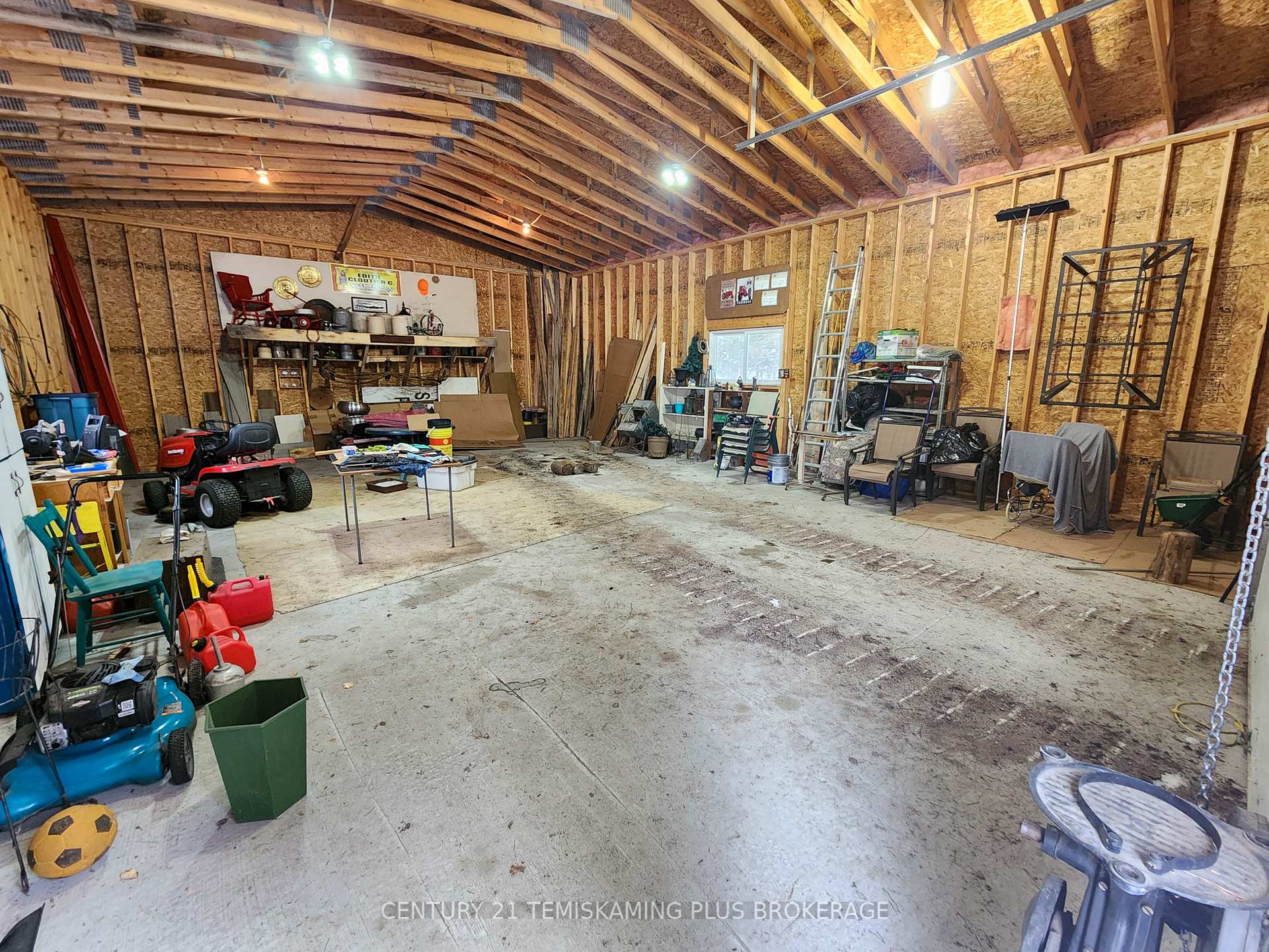 Photo 38 of 331475 Highway 11, Armstrong, Earlton — HOMEH