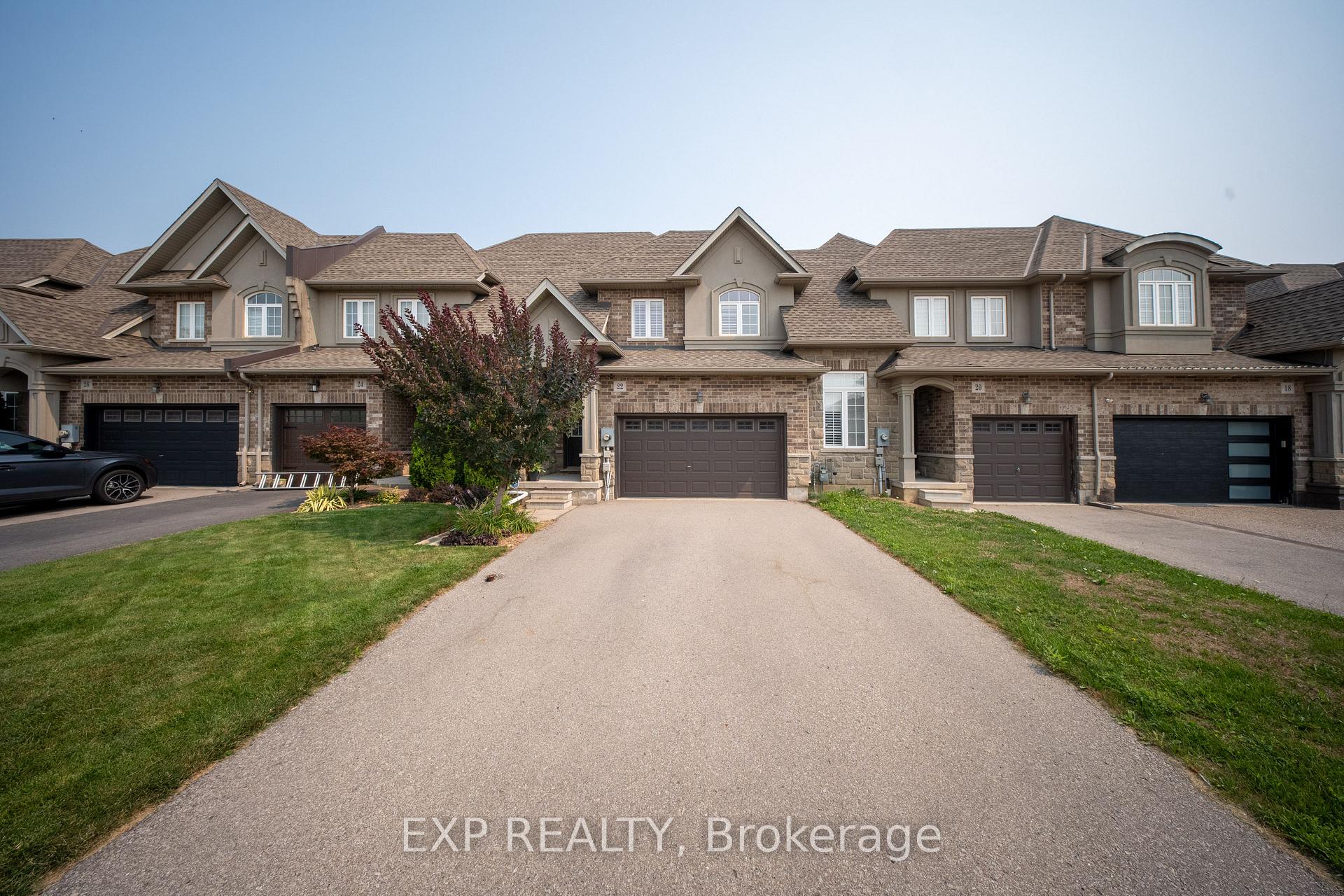 Photo 5 of 22 Madonna Drive, Hamilton, Carpenter — HOMEH