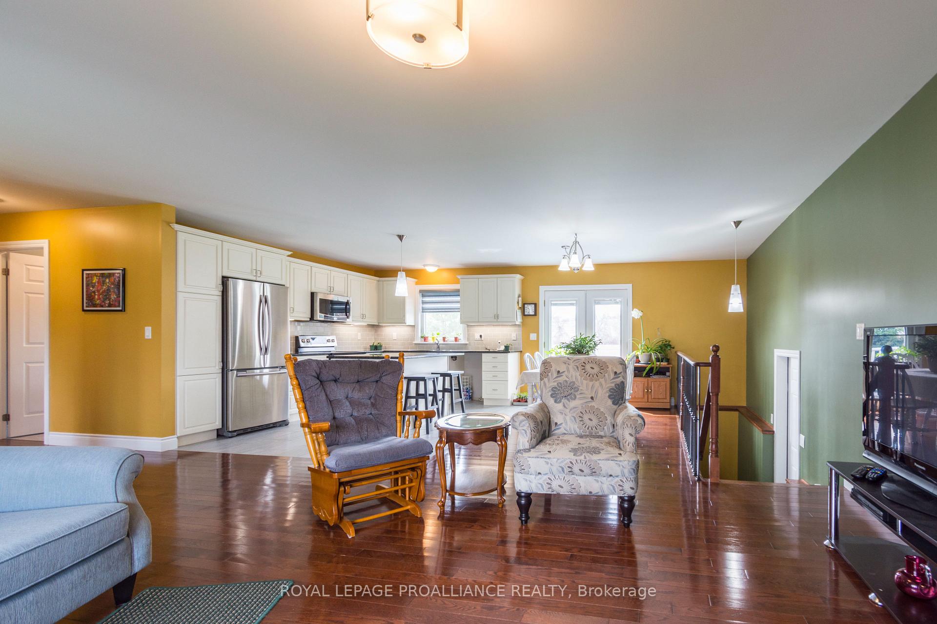 Photo 7 of 25 Chatten Road, Brighton, Rural Brighton — HOMEH