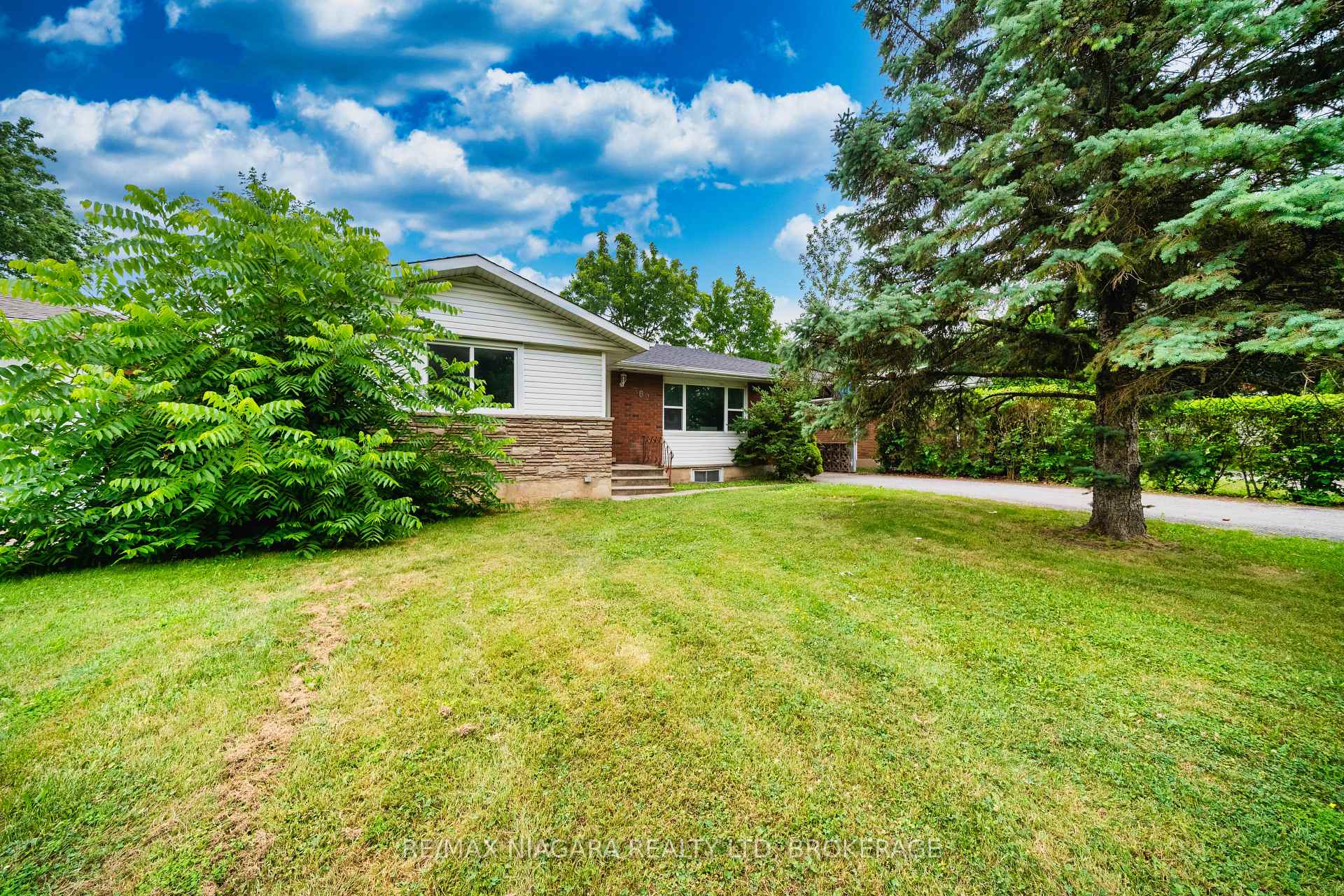 Front of 369 Glenridge Avenue