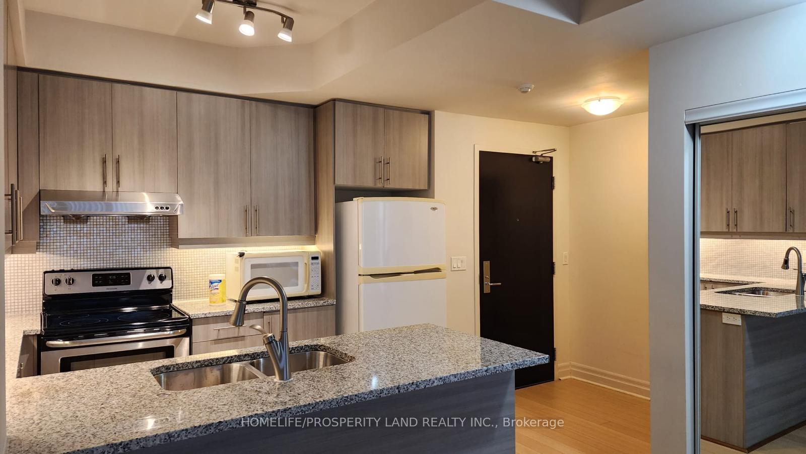Photo 5 of Unit 823, 8110 Birchmount Road, Markham, Unionville — HOMEH