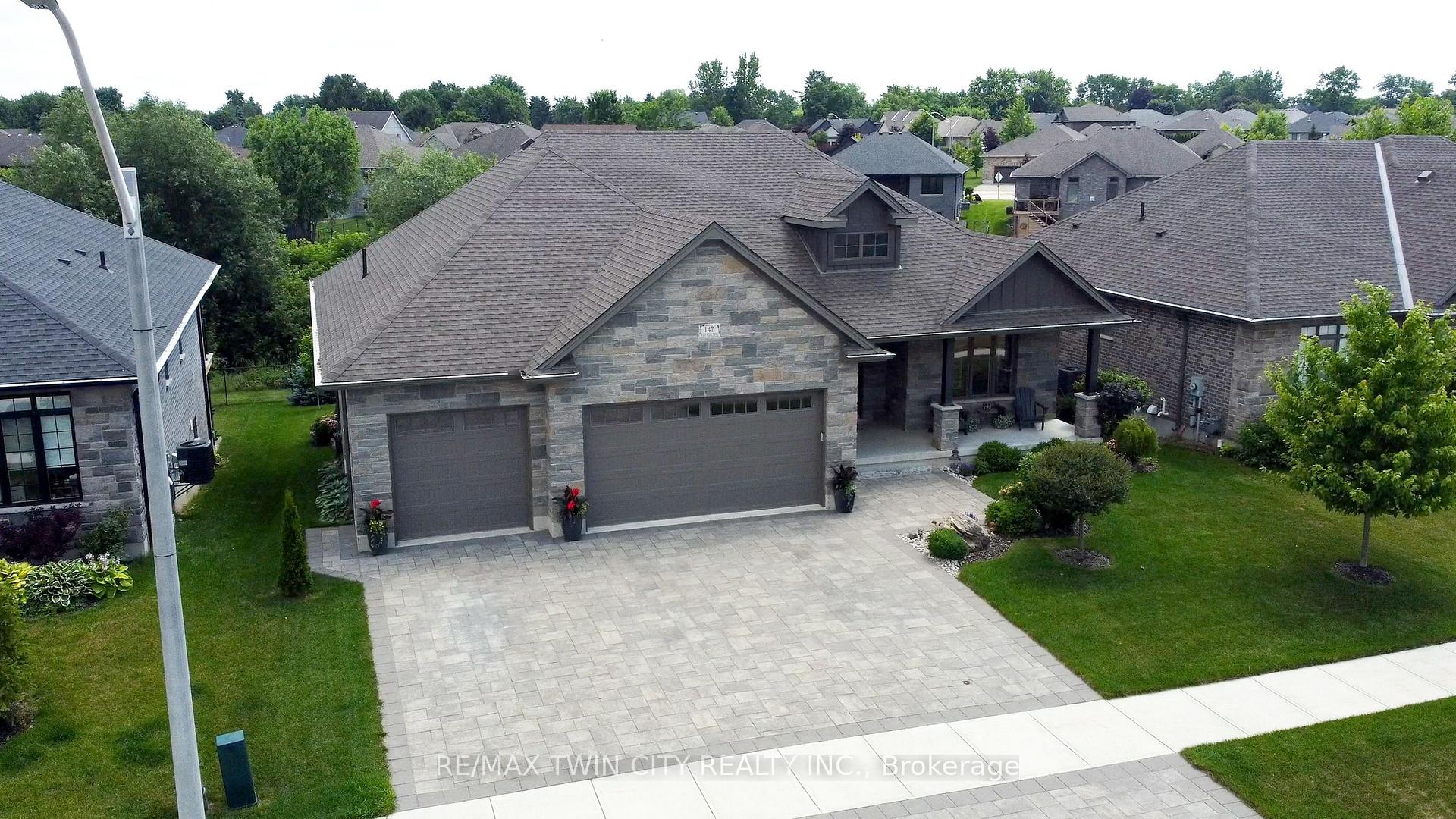 Photo 1 of 147 Robin Ridge Drive, Central Elgin, Belmont — HOMEH