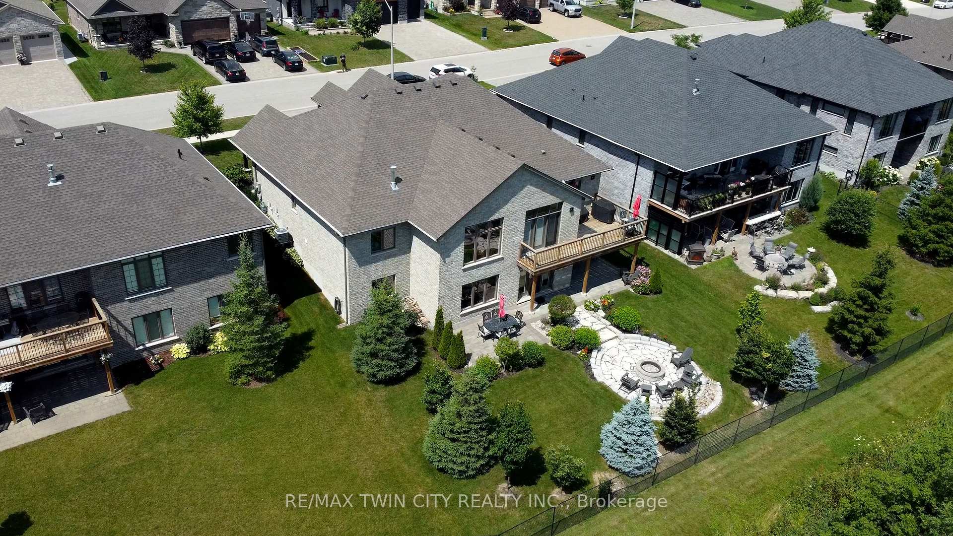Photo 2 of 147 Robin Ridge Drive, Central Elgin, Belmont — HOMEH
