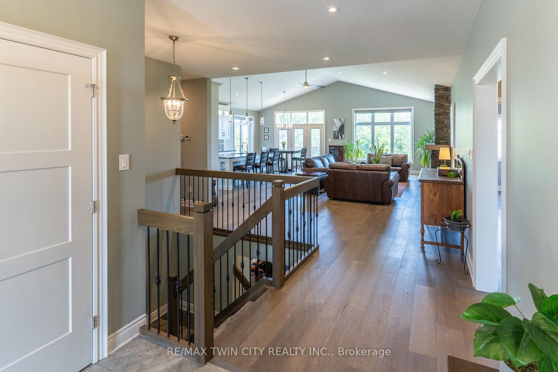 Photo 8 of 147 Robin Ridge Drive, Central Elgin, Belmont — HOMEH