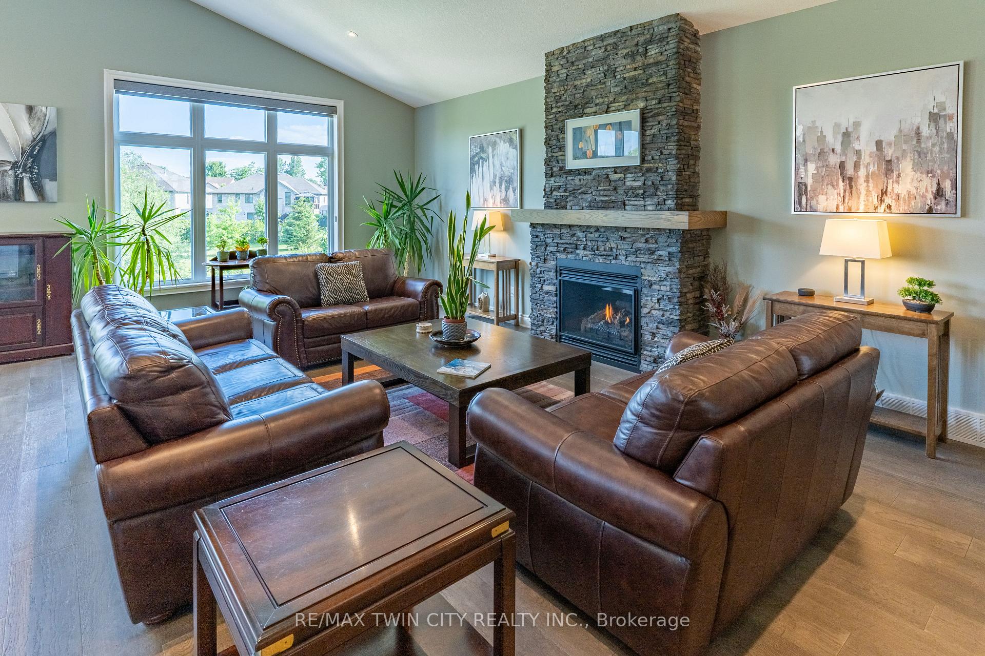 Photo 10 of 147 Robin Ridge Drive, Central Elgin, Belmont — HOMEH