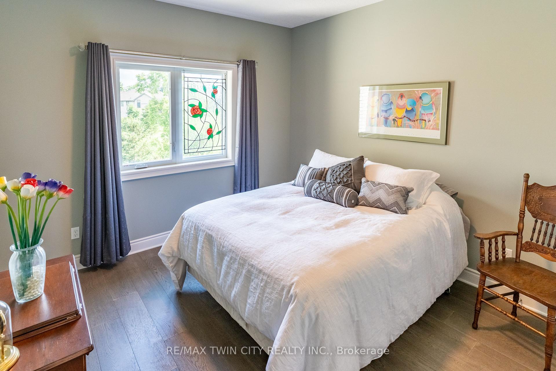 Photo 13 of 147 Robin Ridge Drive, Central Elgin, Belmont — HOMEH