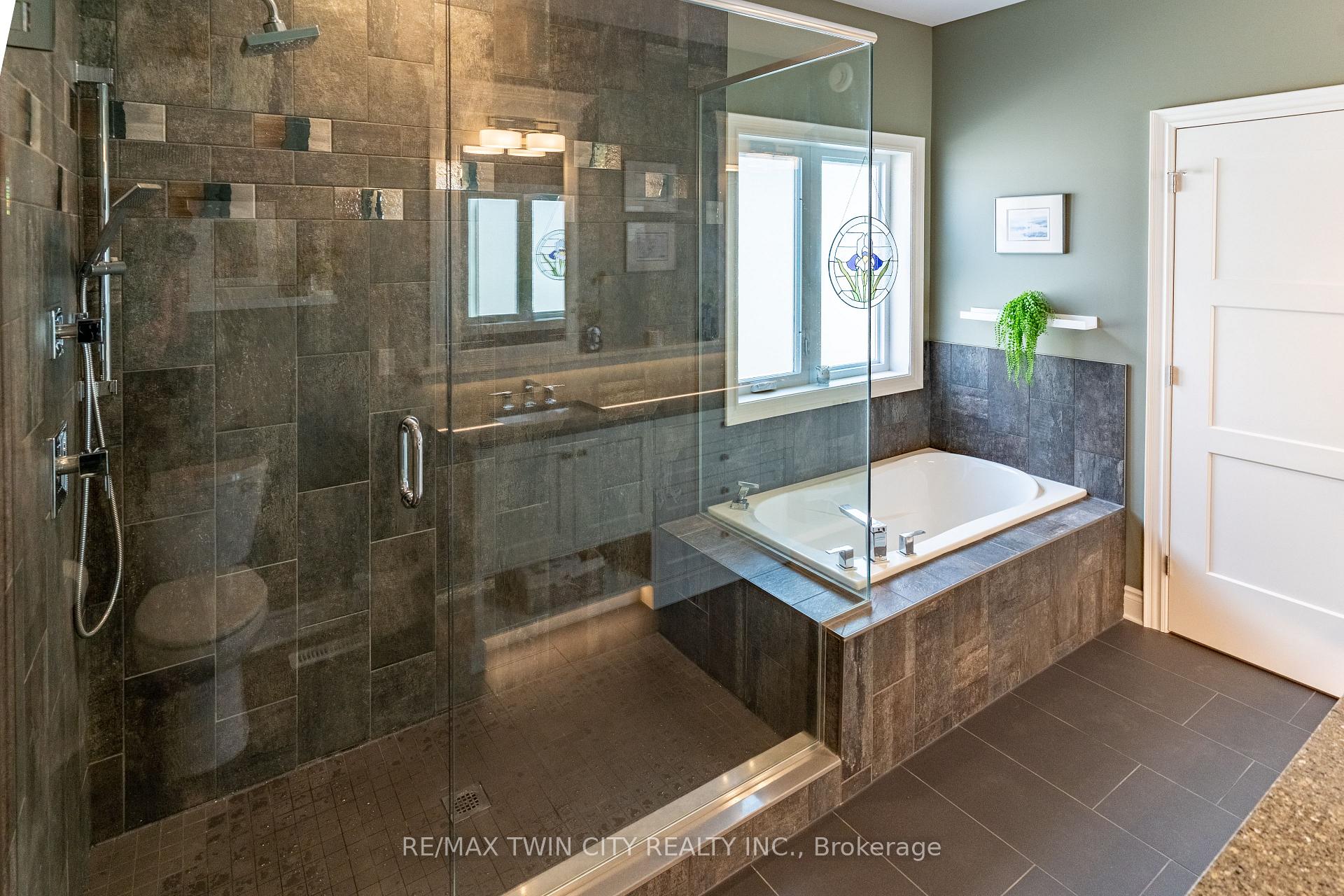 Photo 20 of 147 Robin Ridge Drive, Central Elgin, Belmont — HOMEH