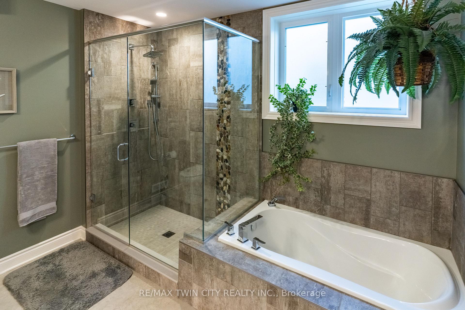 Photo 26 of 147 Robin Ridge Drive, Central Elgin, Belmont — HOMEH