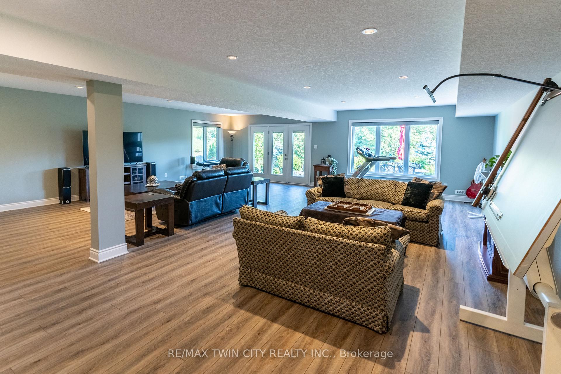 Photo 43 of 147 Robin Ridge Drive, Central Elgin, Belmont — HOMEH