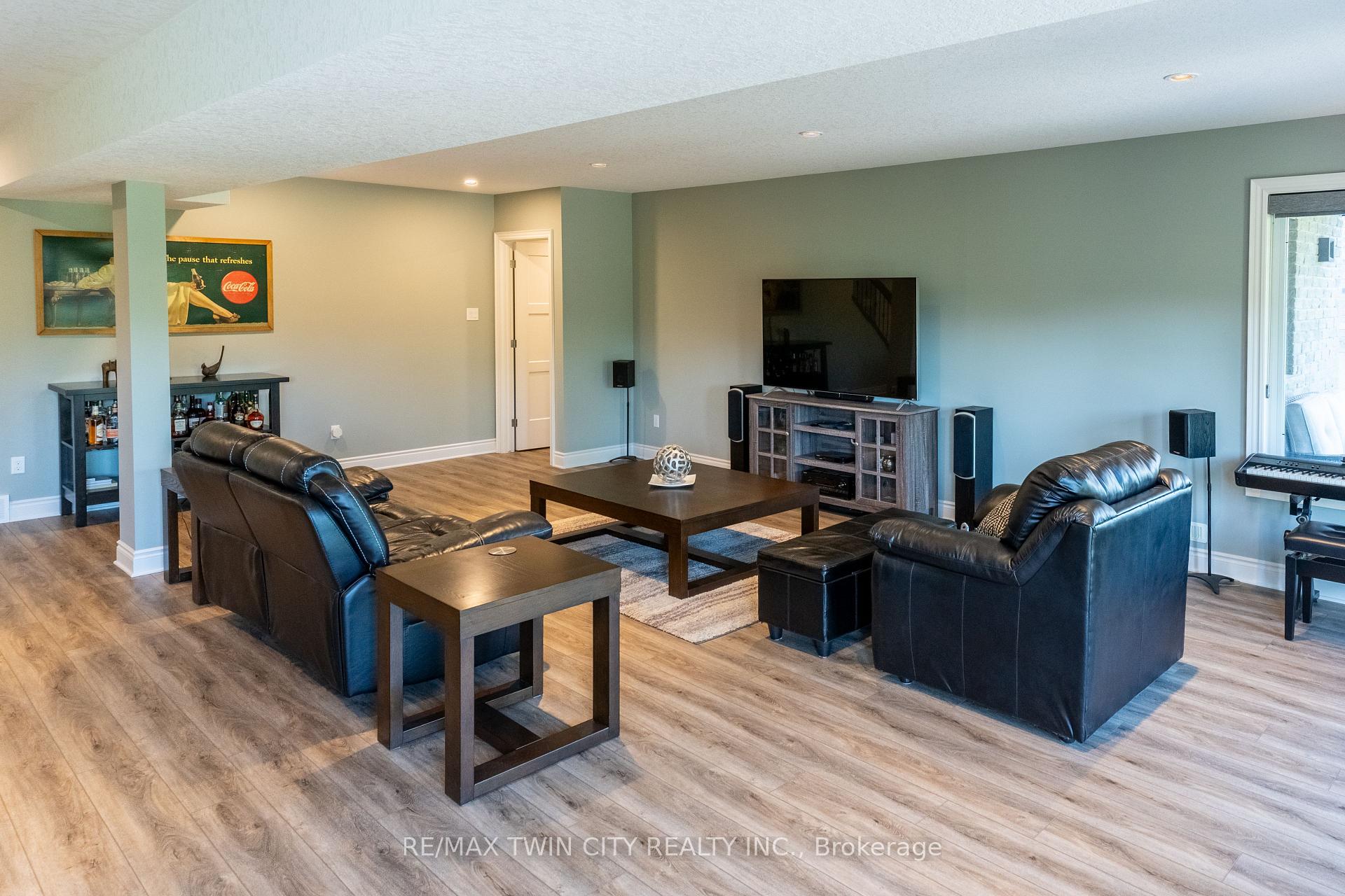Photo 27 of 147 Robin Ridge Drive, Central Elgin, Belmont — HOMEH
