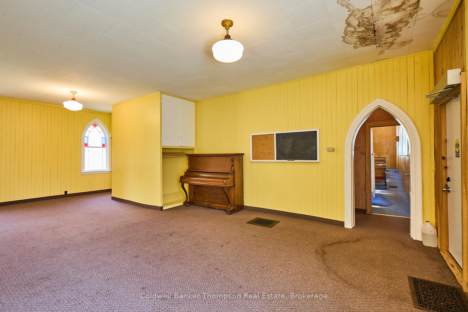 Photo 10 of 11 King William Street, Kearney — HOMEH