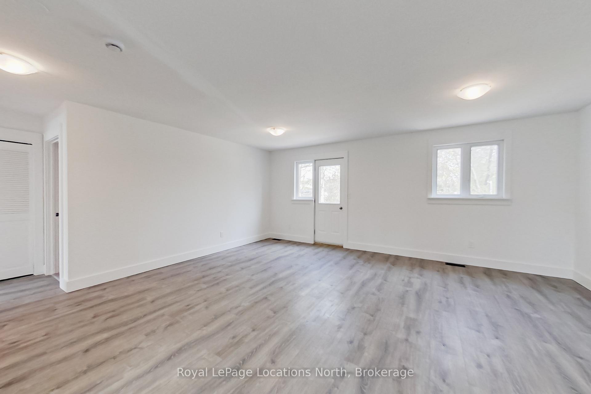 Photo 10 of 129 Spruce Street, Collingwood — HOMEH