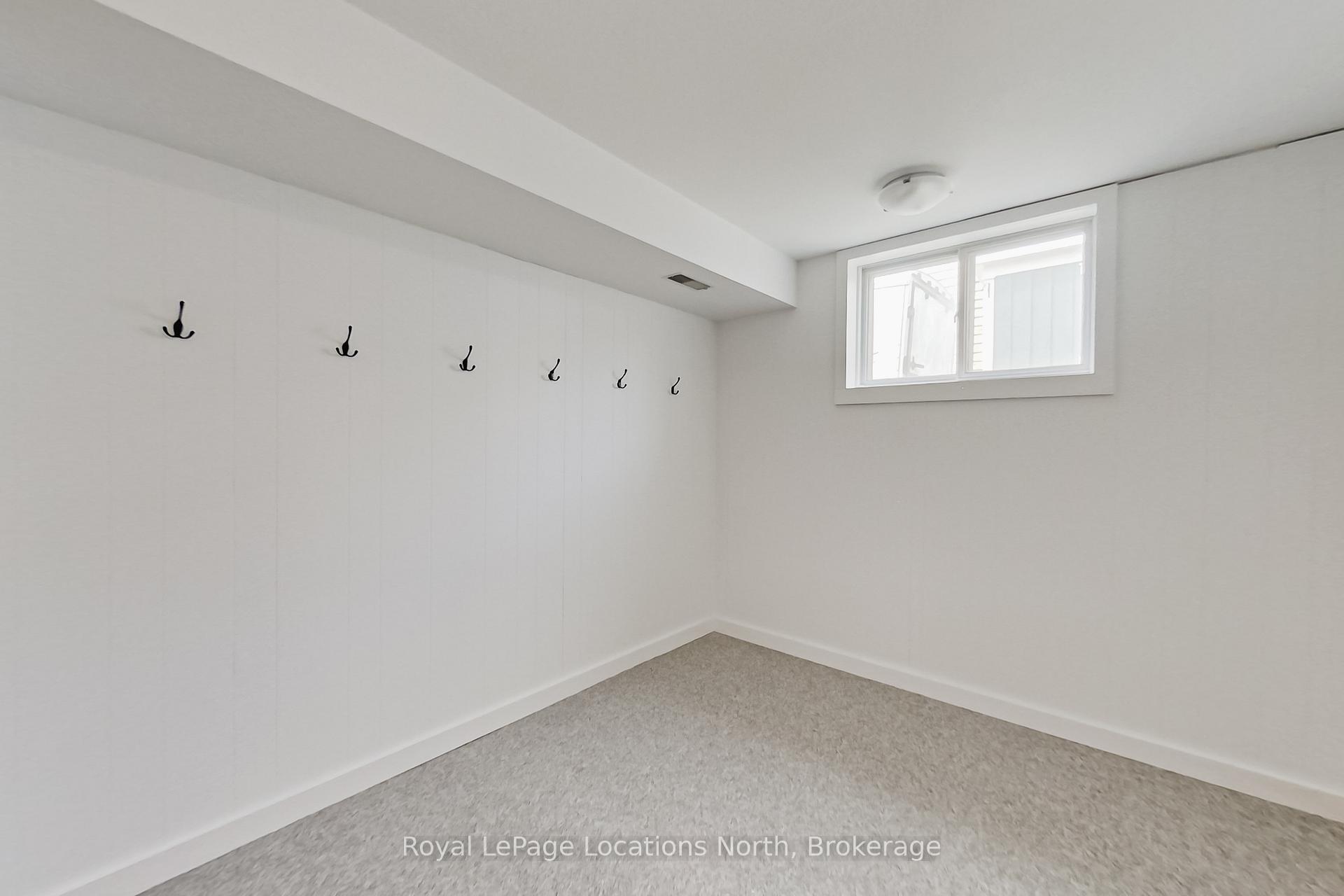Photo 15 of 129 Spruce Street, Collingwood — HOMEH