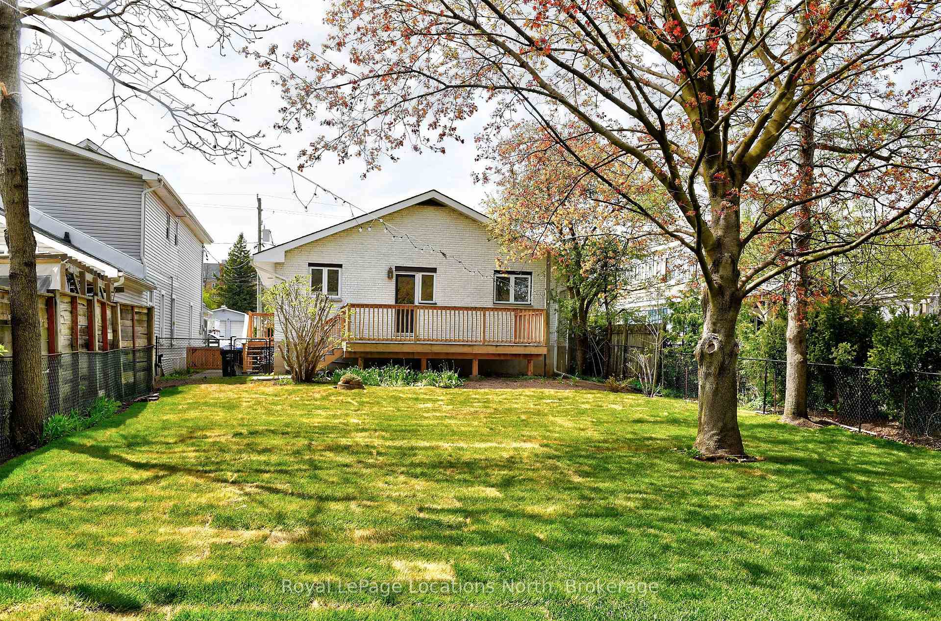 Photo 31 of 129 Spruce Street, Collingwood — HOMEH