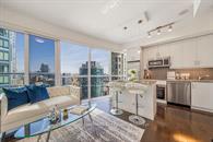 Photo 2 of Unit 3105, 1 The Esplanade Drive, Toronto, Waterfront Communities — HOMEH
