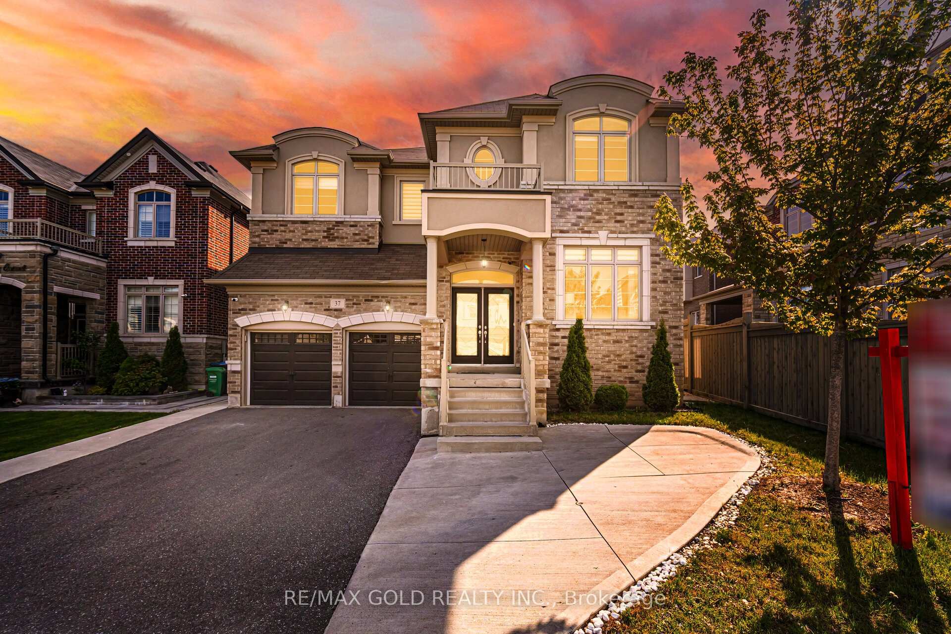 Front of 37 Observatory Crescent