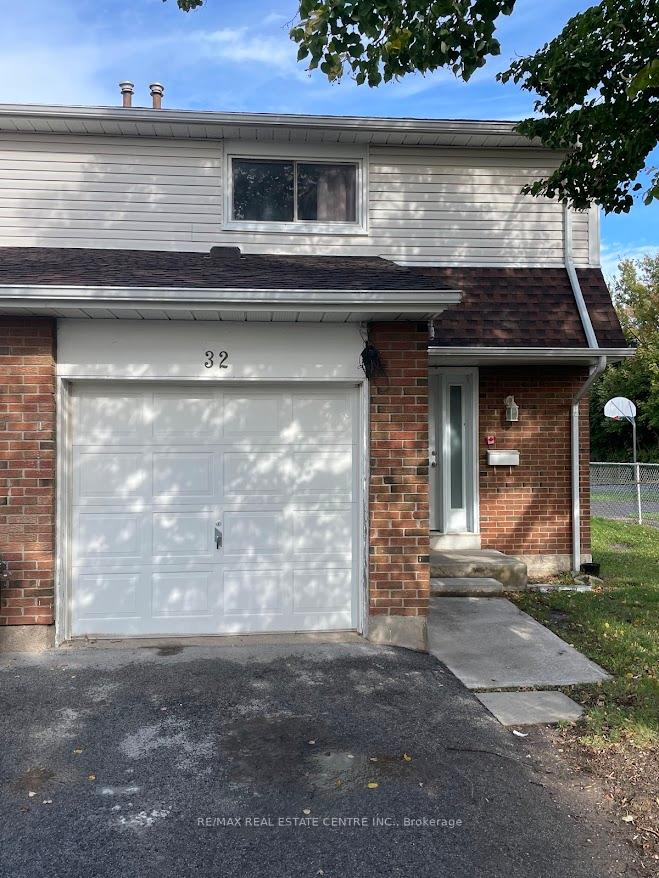 Photo 2 of Unit 32, 286 Cushman Road, St. Catharines, Carlton/Bunting — HOMEH