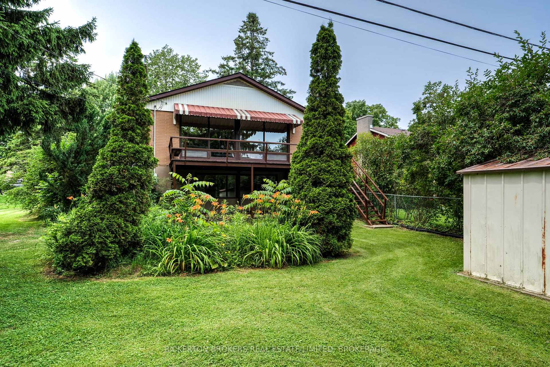 Photo 6 of 355 Elizabeth Drive, Gananoque — HOMEH