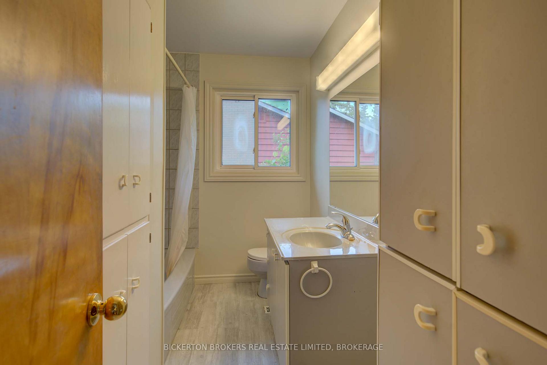 Photo 28 of 355 Elizabeth Drive, Gananoque — HOMEH