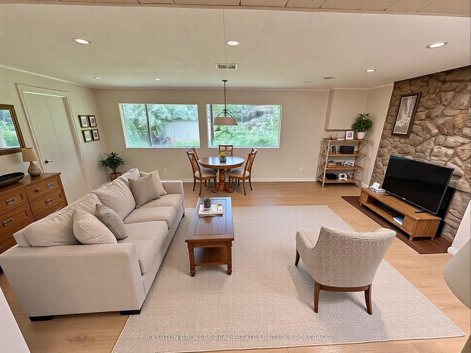 Photo 36 of 355 Elizabeth Drive, Gananoque — HOMEH