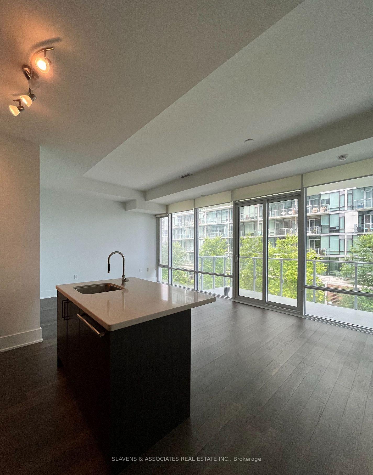 Photo 5 of Unit 417, 29 Queens Quay E, Toronto, Waterfront Communities — HOMEH