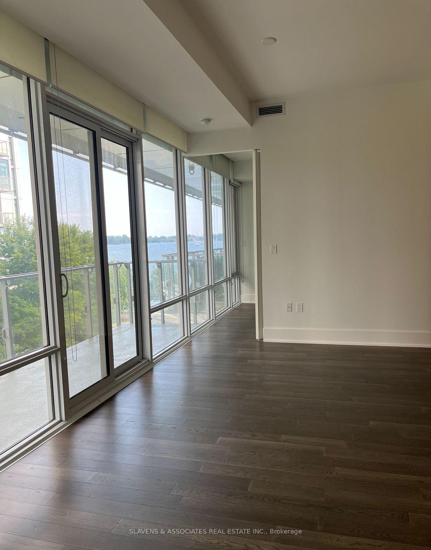 Photo 11 of Unit 417, 29 Queens Quay E, Toronto, Waterfront Communities — HOMEH