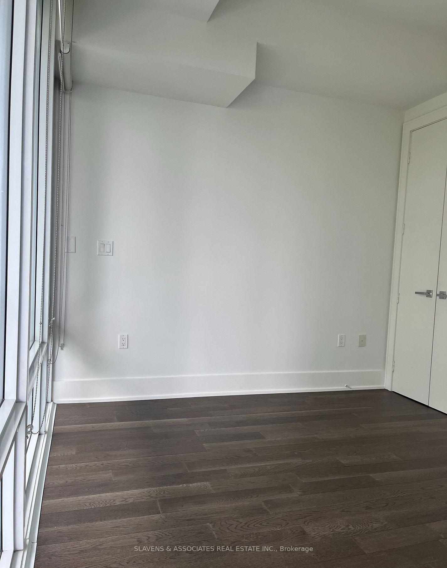 Photo 12 of Unit 417, 29 Queens Quay E, Toronto, Waterfront Communities — HOMEH