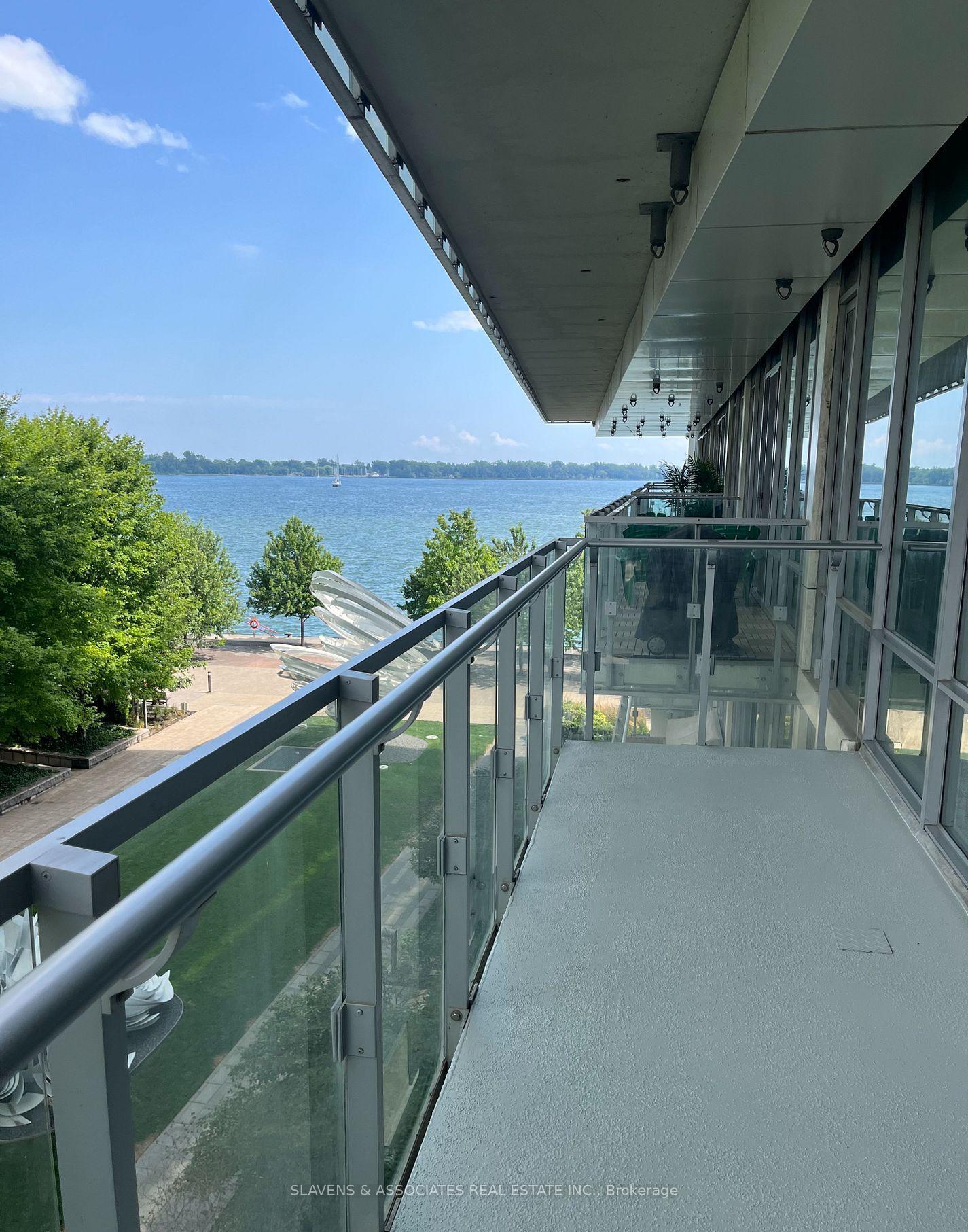 Photo 16 of Unit 417, 29 Queens Quay E, Toronto, Waterfront Communities — HOMEH
