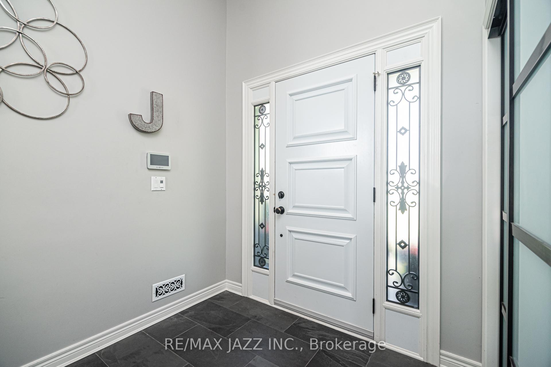 Photo 3 of 35 Strathy Road, Ajax, South East — HOMEH