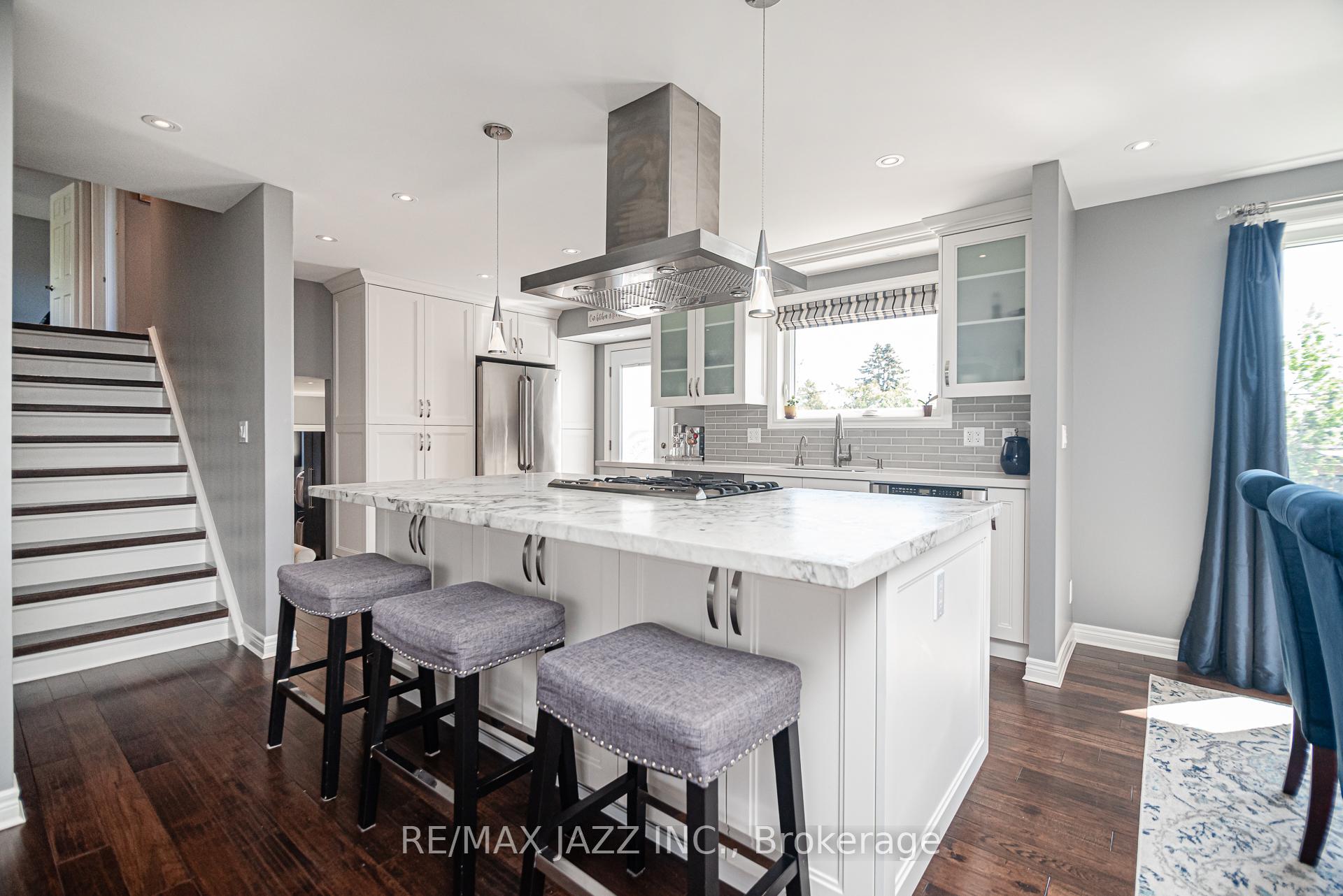 Photo 4 of 35 Strathy Road, Ajax, South East — HOMEH