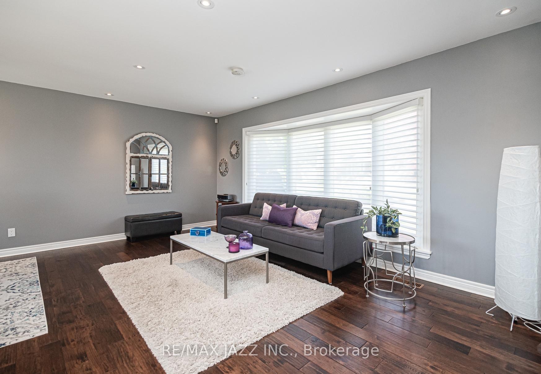 Photo 10 of 35 Strathy Road, Ajax, South East — HOMEH
