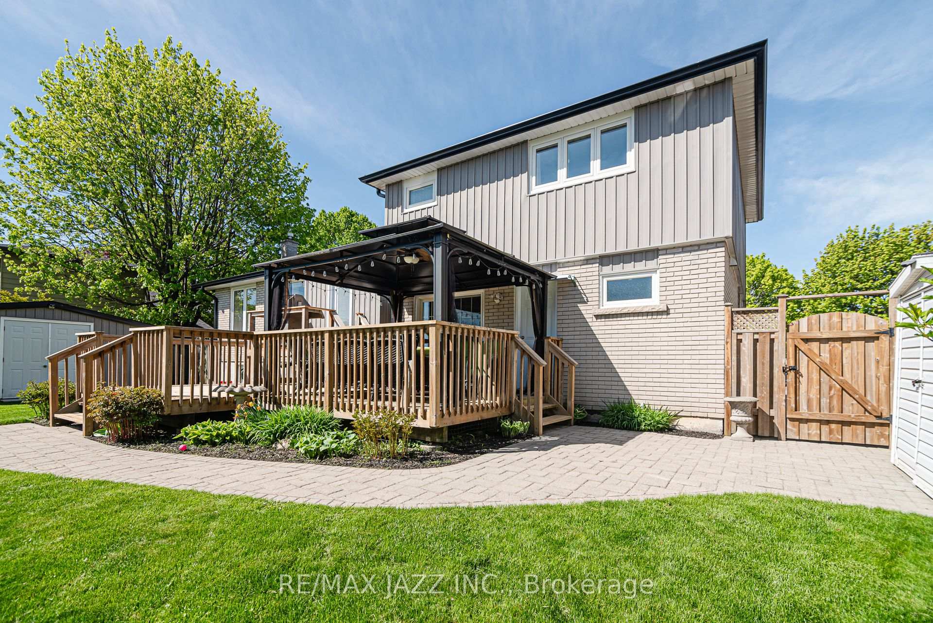 Photo 25 of 35 Strathy Road, Ajax, South East — HOMEH