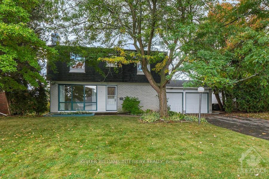 Photo 1 of 89 Beaver Ridge, Ottawa, City View/Skyline/Fisher Heights/Parkwood Hills — HOMEH